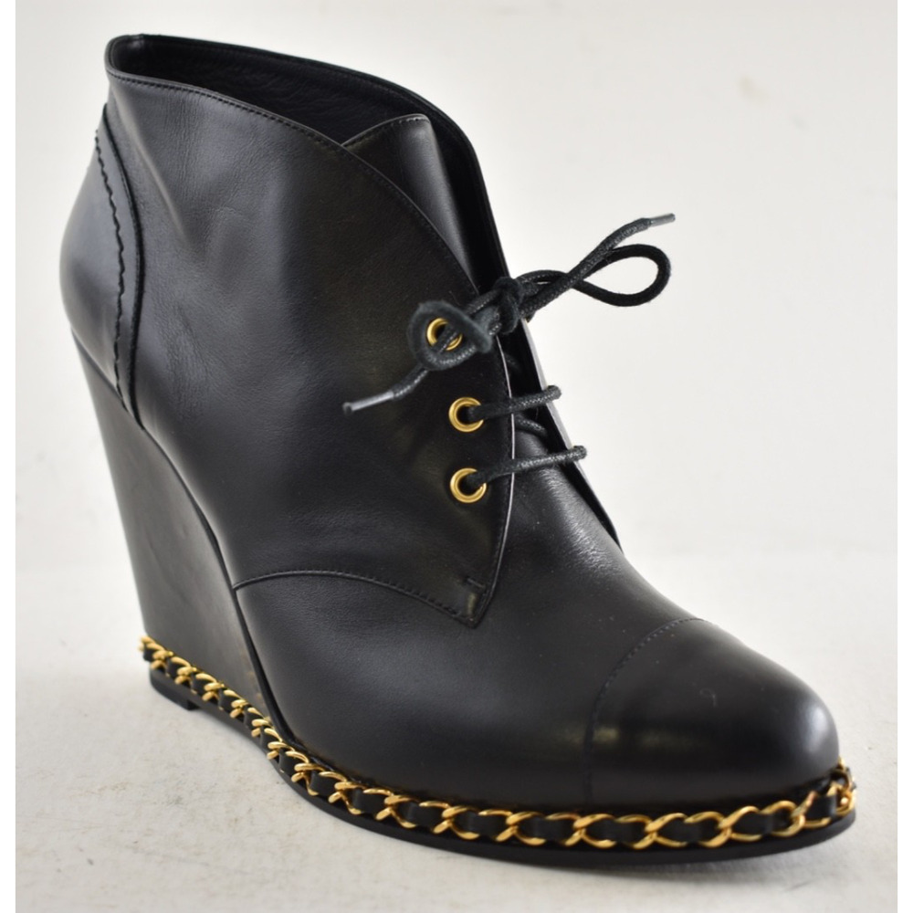 Chanel Black Leather Gold Chain Around CC Logo Lace Up Tie Ankle Wedge Boot 38.5 - Picture 4 of 16